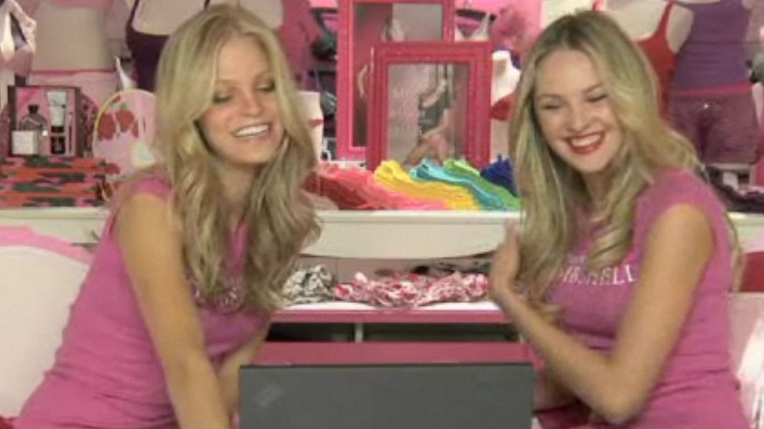 Różowe blondyny reklamują Binga. Microsoft przesadził?! 1