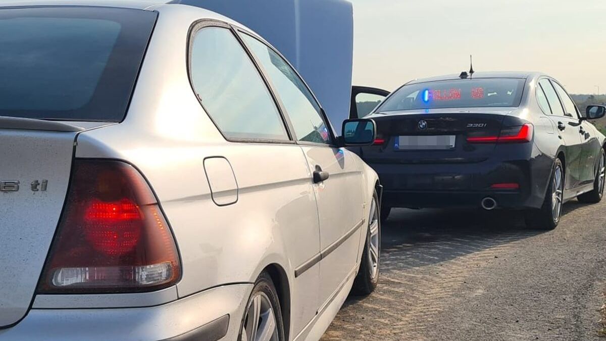 BMW zatrzymane do kontroli przez policje