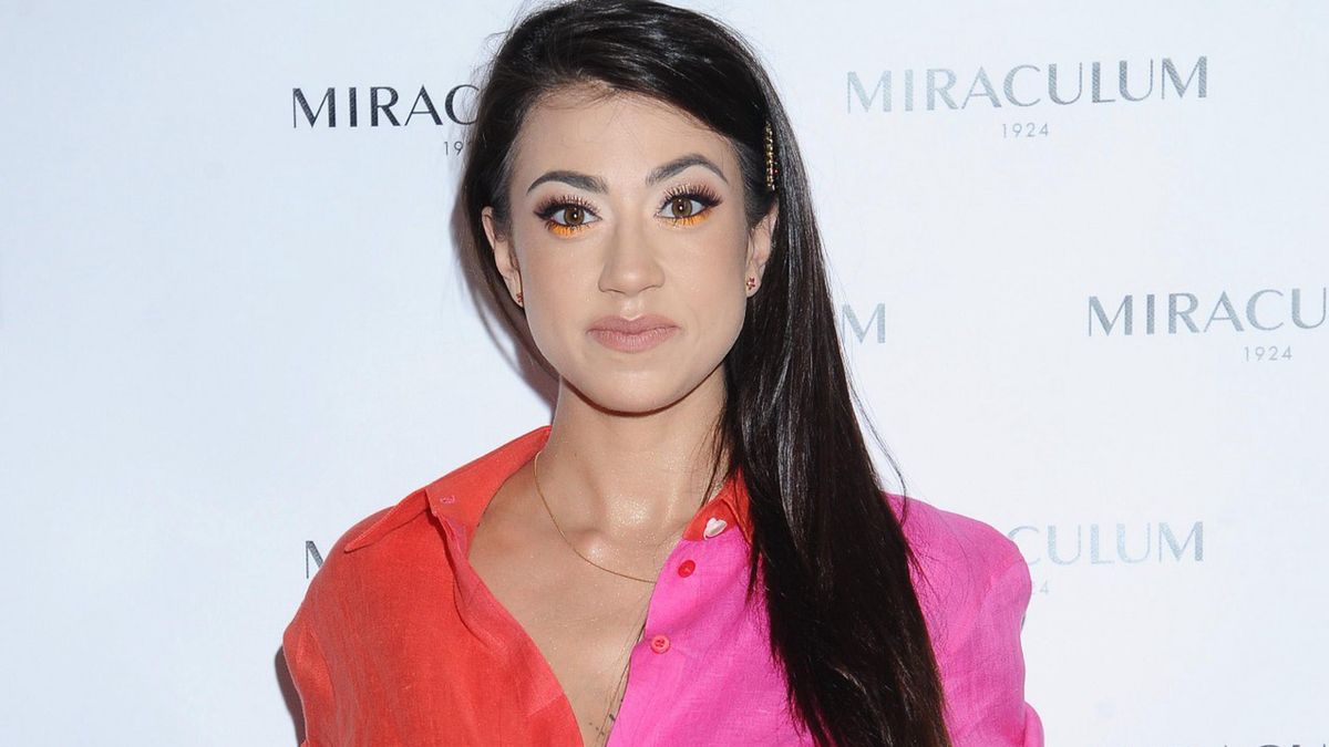 Maja Hyży nago. Odsłoniła defekt skóry.