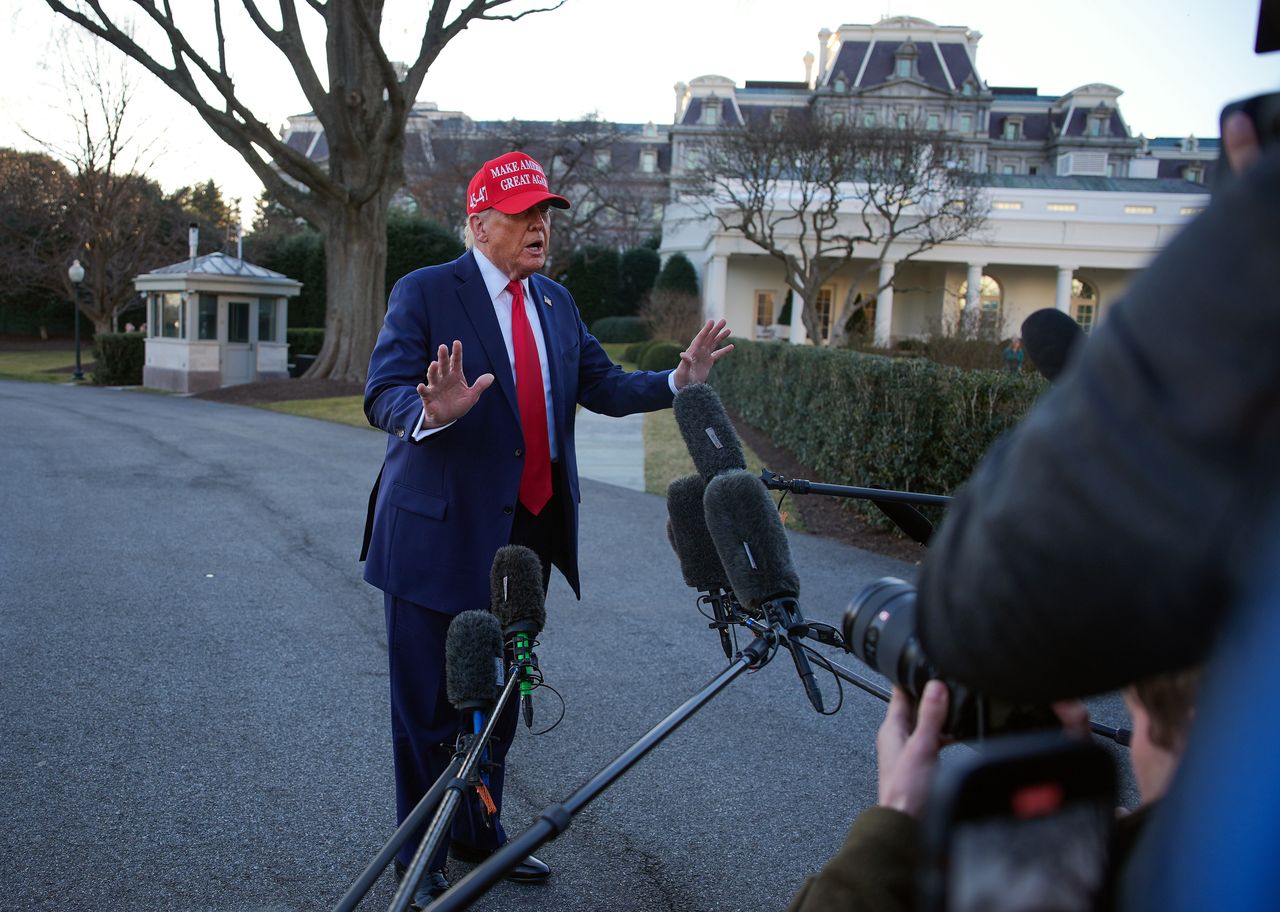 Trump ma przejść badania. Jego lekarz zabrał głos