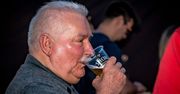 Lech Wałęsa nie wytrzymał. Wyszedł, żeby się napić