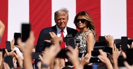 Uderzyli w Trumpa. Hakerzy ukradli ponad 2 mln dolarów
