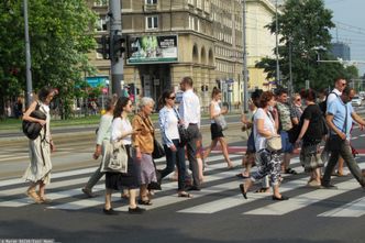 Polska zbliża się do unijnego progu zadłużenia. "Ten limit nie ma sensu" [OPINIA]