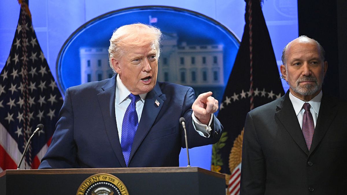 President Trump Holds Press Briefing On Supreme Court's Decision To Strike Down His Global Tariffs
WASHINGTON, DC - FEBRUARY 20: U.S. President Donald Trump speaks during a press briefing at the White House on February 20, 2026 in Washington, DC. The U.S. Supreme Court on February 20 ruled against Trump's use of emergency powers to implement international trade tariffs, a central portion of the administration's core economic policy. (Photo by Chen Mengtong/China News Service/VCG via Getty Images)
China News Service
bestof, white house, topix