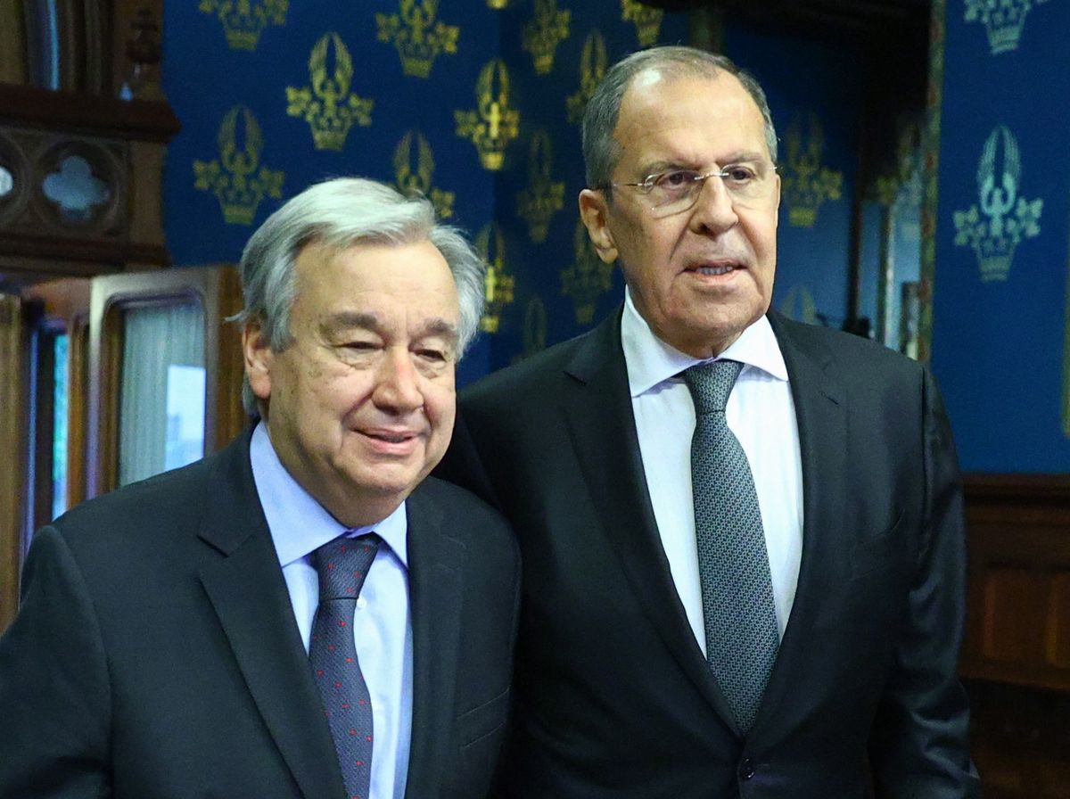 Sekretarz Generalny ONZ Antonio Gutteres oraz rosyjski szef MSZ Sergiej Ławrow
