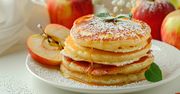Racuchy, jakich pewnie nie jadłeś. Placki z jabłkami wzbogacam o 1 składnik z lodówki