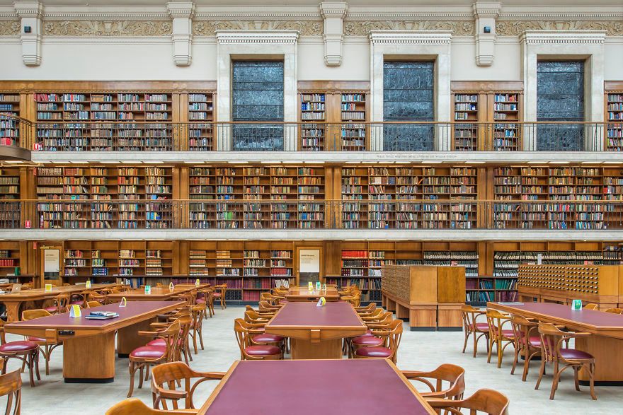 Zobacz najpiękniejsze biblioteki całego świata w jednym projekcie 19