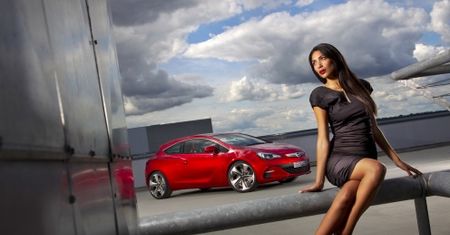 Opel Astra GTC Paris | Nowe informacje i zdjęcia