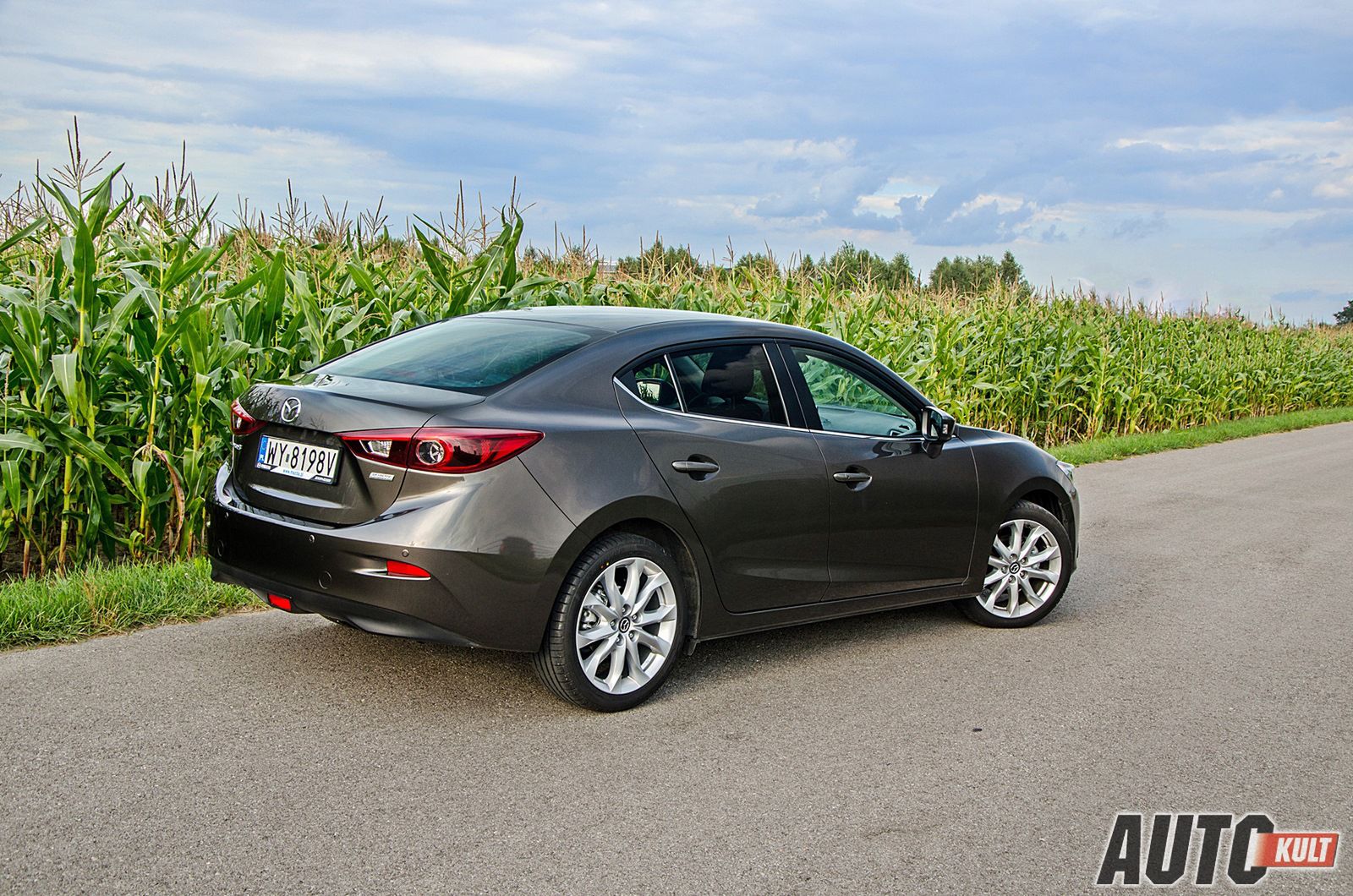 Mazda 3 Sedan 2,0 SKYACTIV-G AT skyPASSION – test [galeria] 8