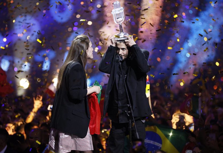 Zwycięzca Eurowizji Salvador Sobral z siostrą