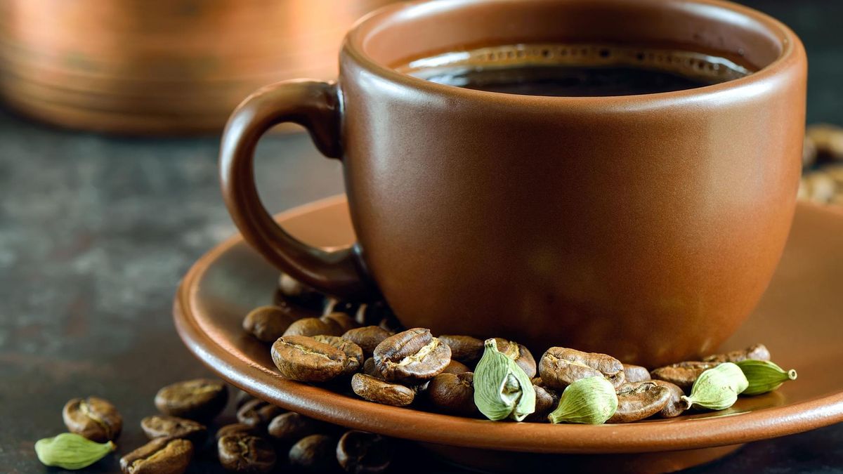 Kawa z dodatkiem kardamonu