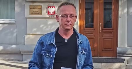 Dlaczego Tomasz Szmydt uciekł z Polski? Ekspert wskazał, kto na tym korzysta