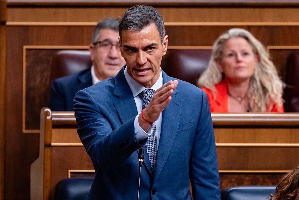 Spanish prime minister Pedro Sanchez is seen speaking at the
MADRID, SPAIN - 2025/06/18: Spanish prime minister Pedro Sanchez is seen speaking at the Spanish Congress of Deputies. The Prime Minister appears in the chamber to respond to the opposition parties' requests for explanations regarding the recent corruption cases within the Socialist Party. (Photo by Alberto Gardin/SOPA Images/LightRocket via Getty Images)
SOPA Images
spanish, pedro sanchez, spanish congress of deputies, discussions, politicians