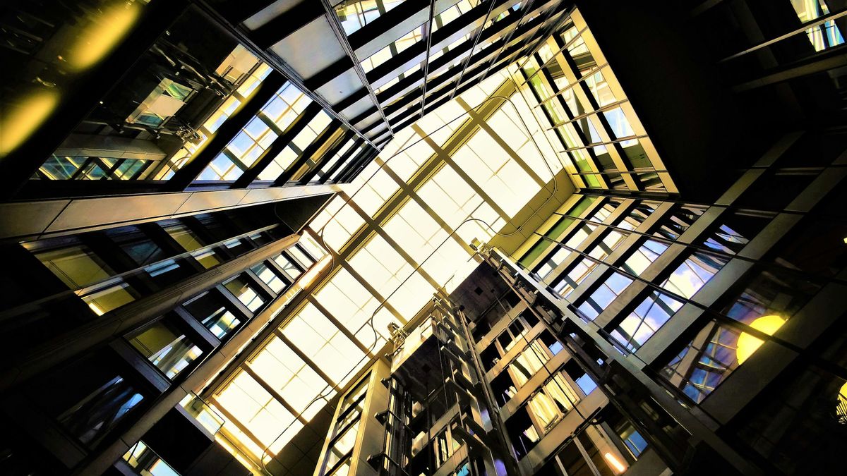 Śmierć w wieżowcu