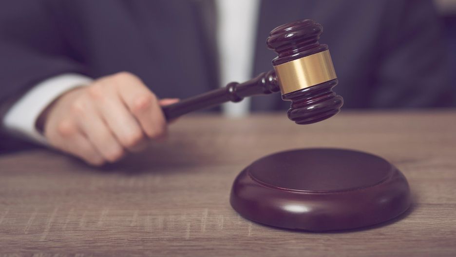 Śmierć niemowlęcia. Rodzice odpowiedzą za zaniedbania