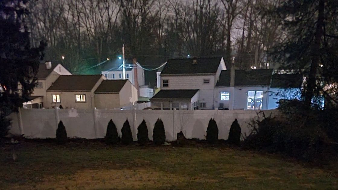 Samsung Galaxy S20 i pierwsze próbki z aparatu. Ulepszony tryb nocny i kiepski zoom 30x 1