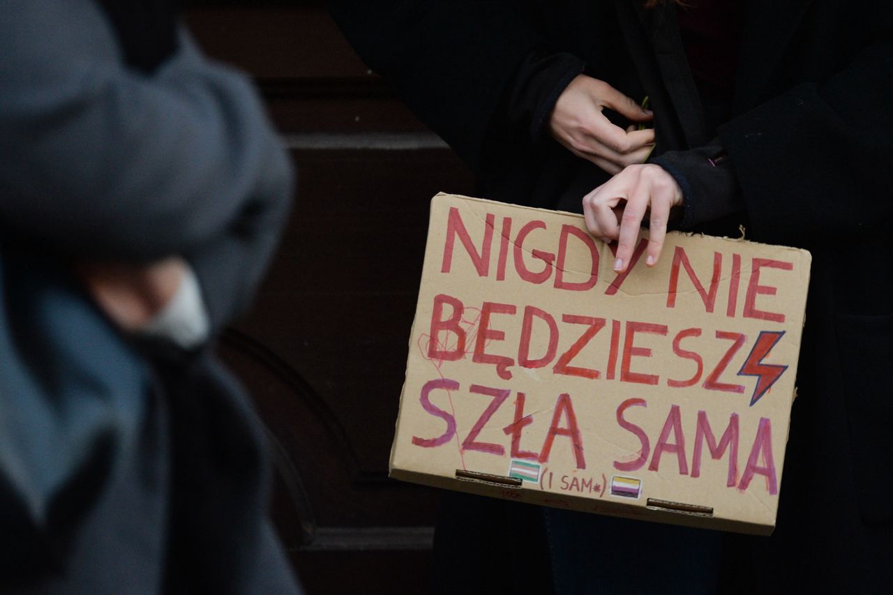 Protesty Strajku Kobiet trwają od kilku tygodni (Photo by Artur Widak/NurPhoto via Getty Images)