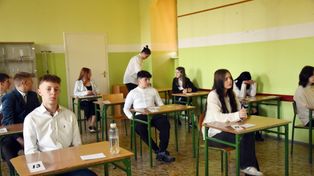 Egzamin ósmoklasisty w SP 2 w Głogowie. Na pierwszy ogień testy z języka polskiego