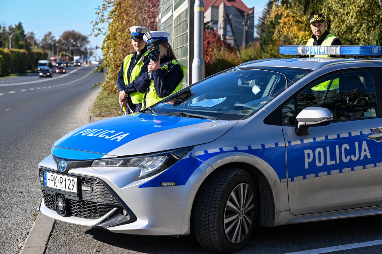 Akcja Znicz i utrudnienia dla kierowców. Wszystkich Świętych na drogach