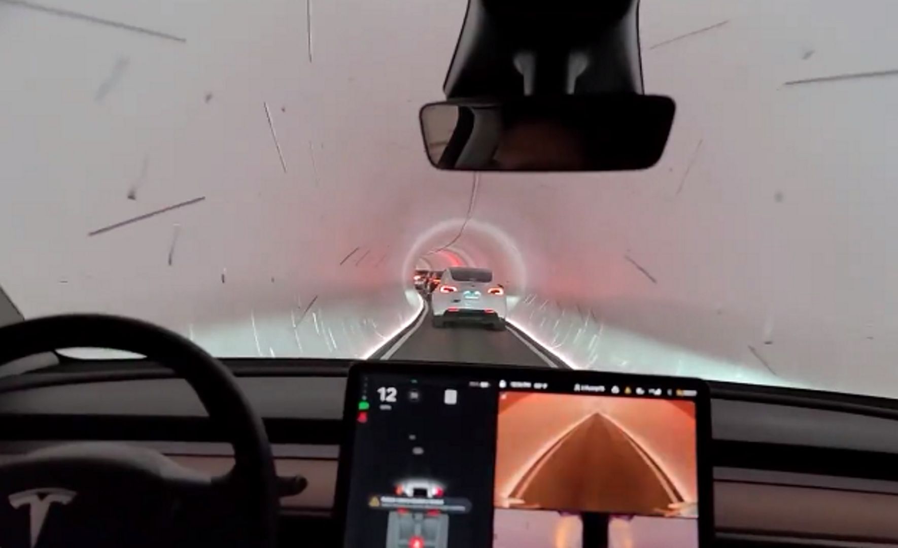 Recording from the tunnel by Elon Musk.  This Tesla driver did not expect – o2