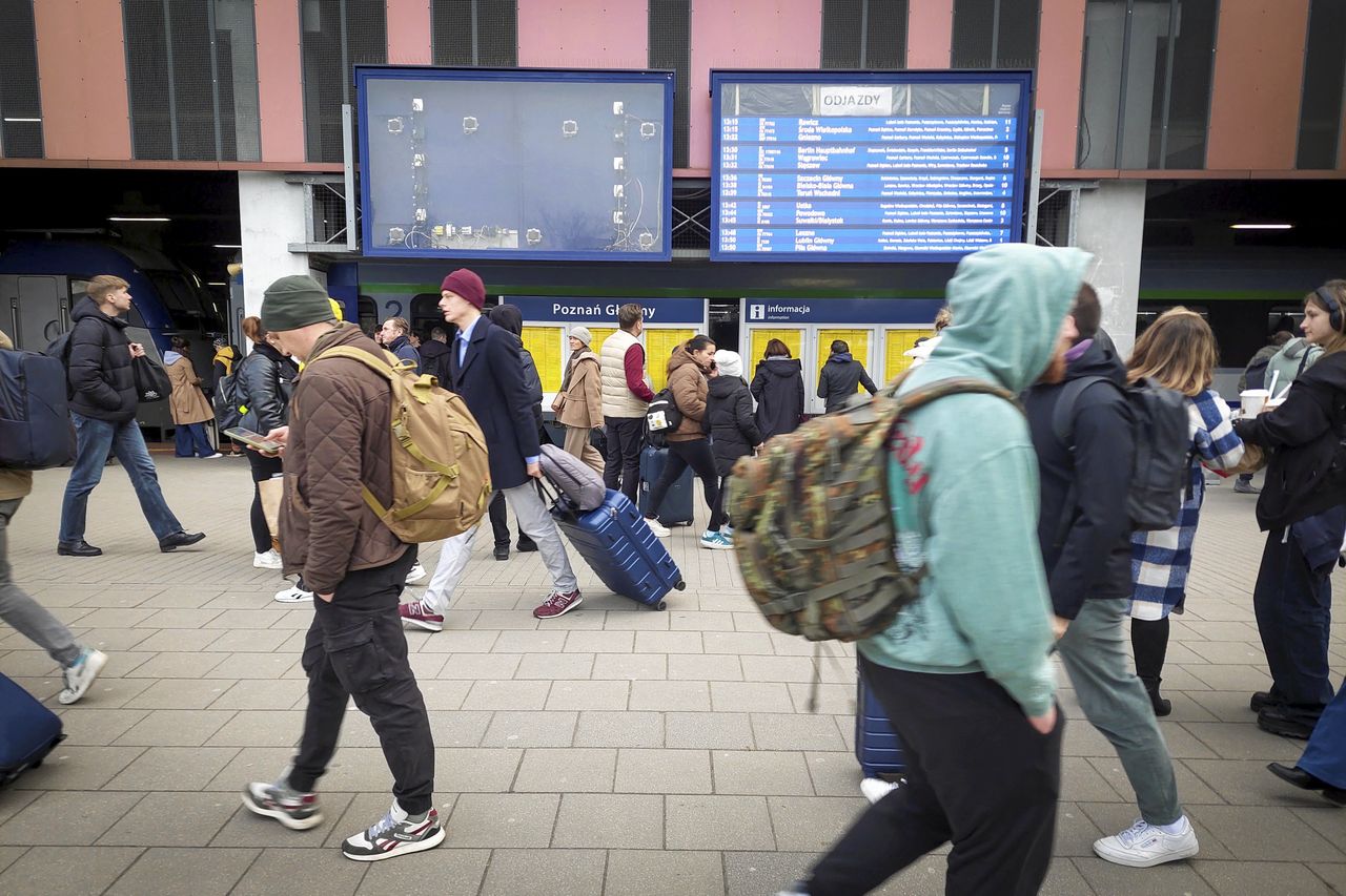 Jest plan w PKP. Będą ekologiczne myjnie dla samochodów i hotele