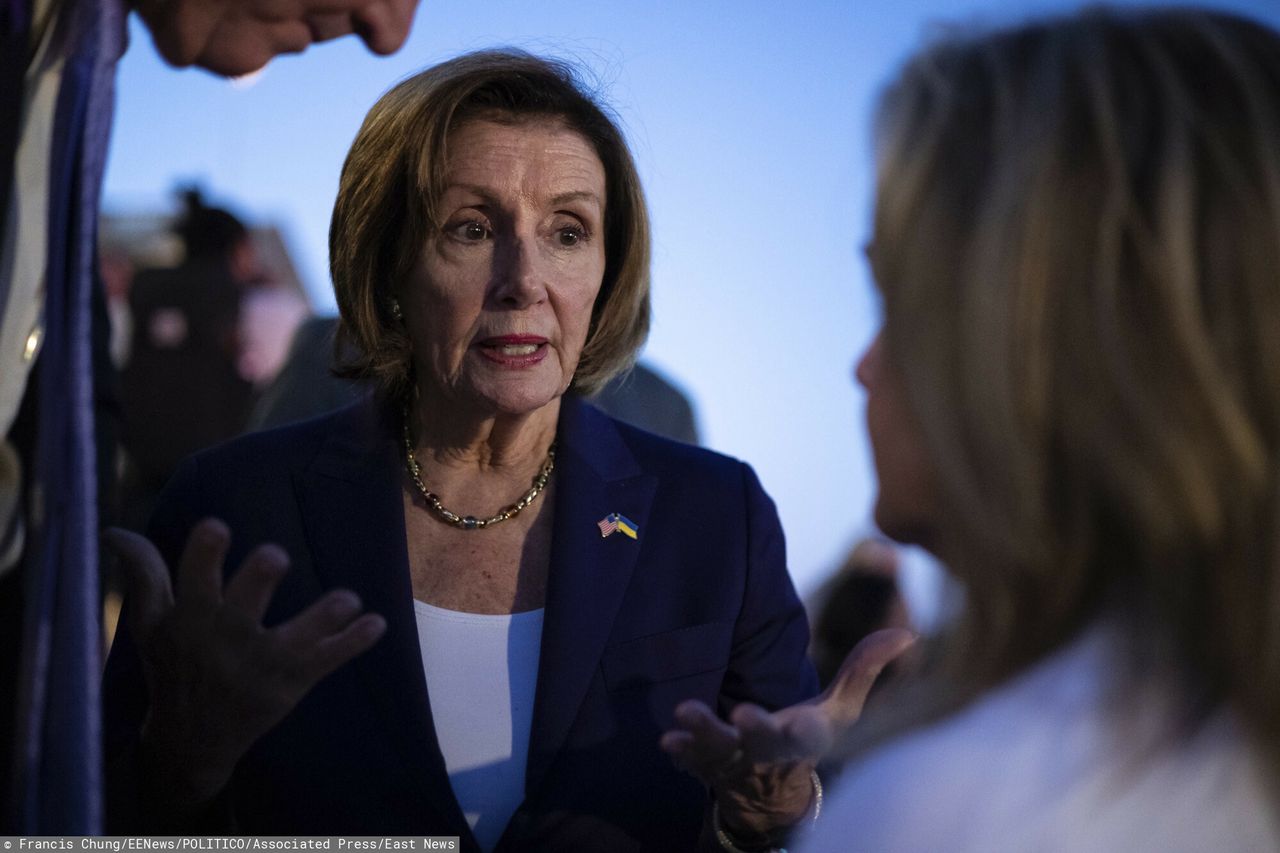 Nancy Pelosi - amerykańska polityk Partii Demokratycznej. Obecnie sprawuje funkcję spikera Izby Reprezentantów Stanów Zjednoczonych,