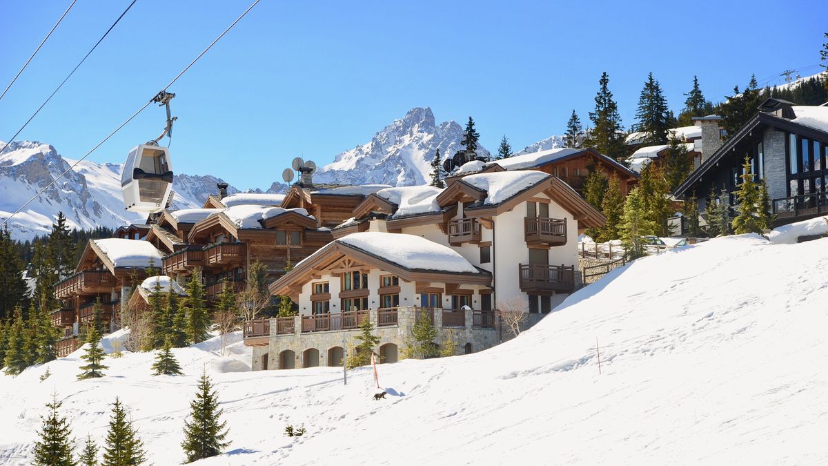 winter, snow, house, mountain, cold, landscape, sky, village, nature, ski, tree, building, home, white, alps, christmas, travel, wood, architecture, mountains, hut, switzerland, chalet, forest, cottage, courchevel, french alps