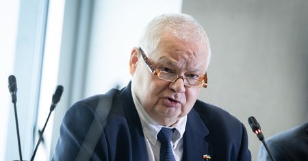 PiS boi się efektu Banasia. "Glapiński to bomba z opóźnionym zapłonem"