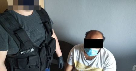 Lublin: Fałszywy policjant zatrzymany w hotelu. Seniorzy przekazali mu pieniądze i złotą biżuterię