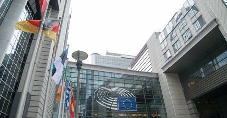 Po cichu spotykają się w Brukseli. Pokazali tajemniczą grupę lobbystów