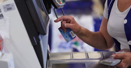Dobrze pomyśl, kiedy kasjer pyta o jedną rzecz. Możesz narazić się na problemy