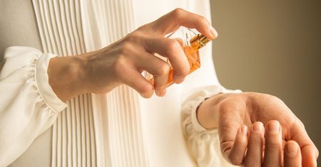Perfumy, które pasują każdemu. Idealne jako prezent na święta