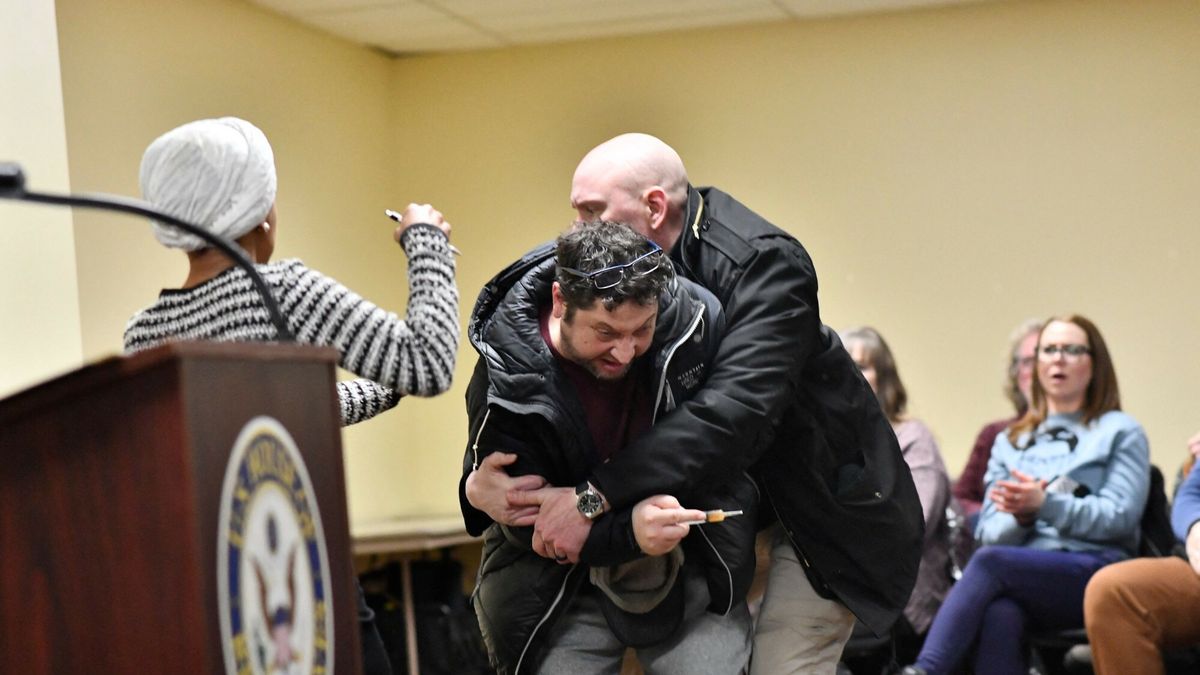 Próba ataku na kongresmenkę Ilhan Omar