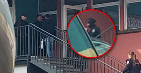 Atak nożownika w Toruniu. Policja obezwładniła napastnika
