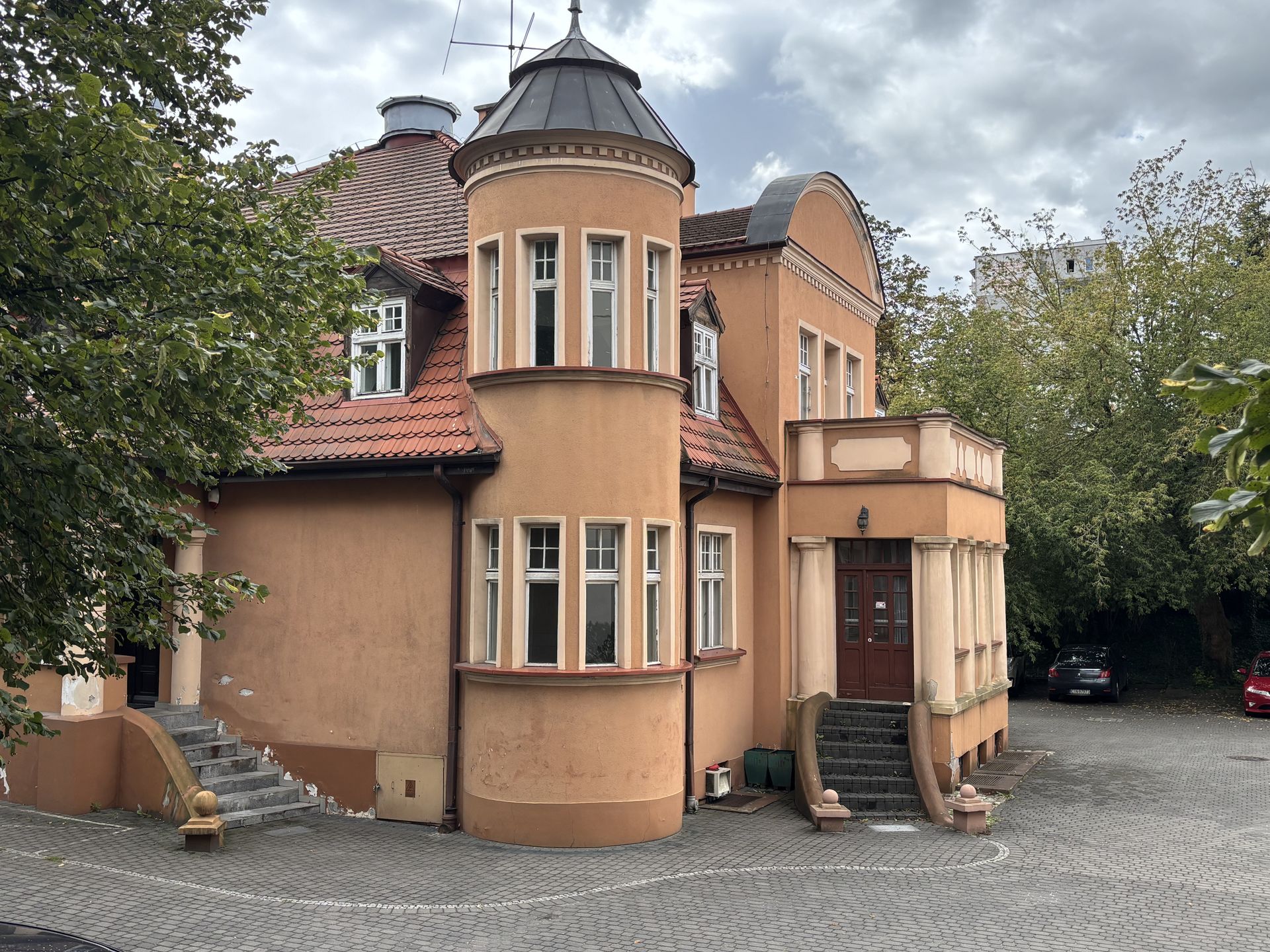 Willa Mielickiego przejdzie remont. 6 sierpnia podpisano umowę