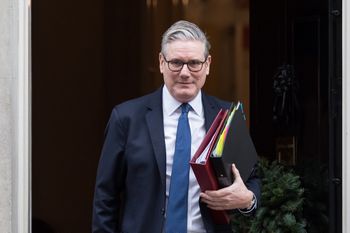 "Pilne" śledztwo na Wyspach. Jest decyzja Starmera