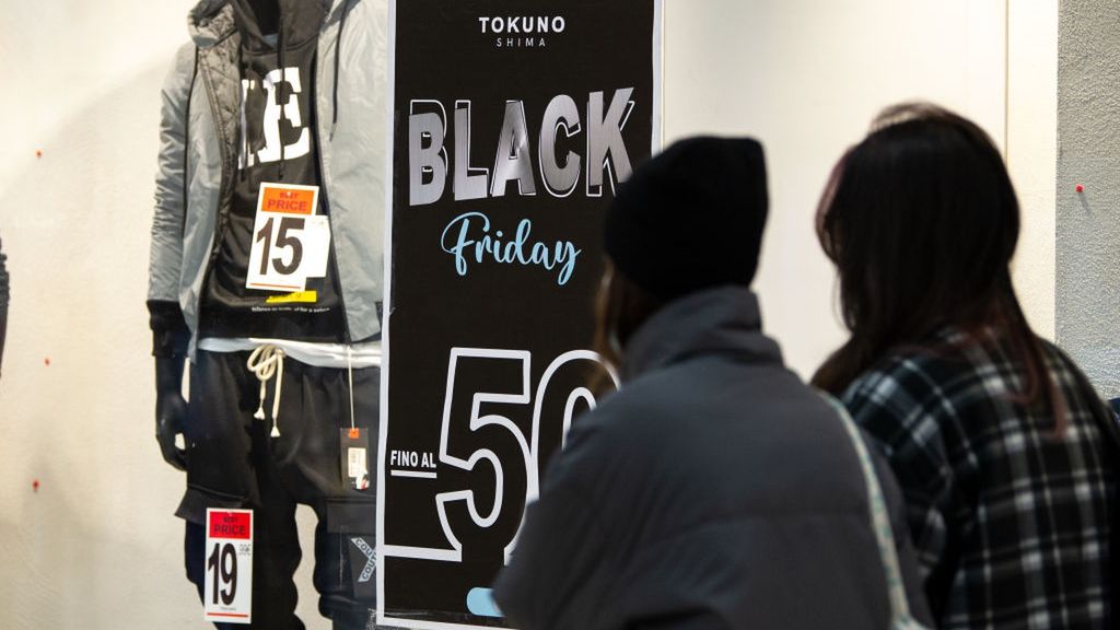 Nowy przepisy przyjęte w ramach dyrektywy Omnibus mają zapobiec nieuczciwym promocjom stosowanym m.in. na Black Friday