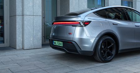 Tesla wraca do gry, Chińczycy też nie próżnują. Te modele wybierali Europejczycy w czerwcu