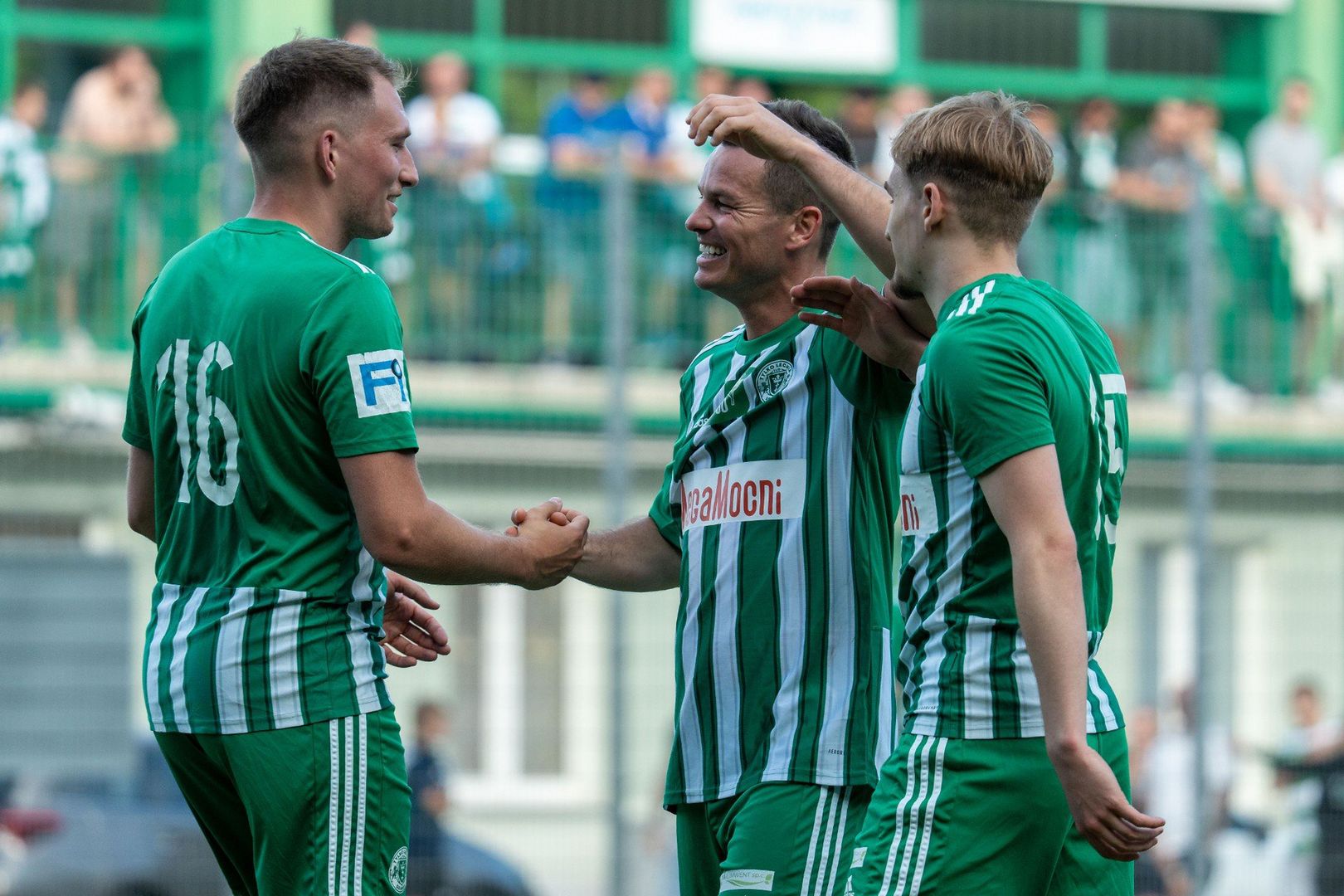 Tylko Lechia Gdańsk na bocznym boisku przy Traugutta pokonała 7:1 Wikęd II Luzino, pieczętując awans do klasy okręgowej (29.06.2025) 