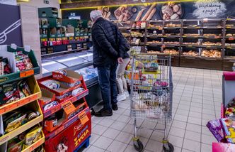 Jest gorzej niż przed miesiącem. Nowe dane o sprzedaży