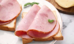 Dietetyk wskazał najlepszą wędlinę z Lidla. Czysty skład i 100 g mięsa w 100 g produktu