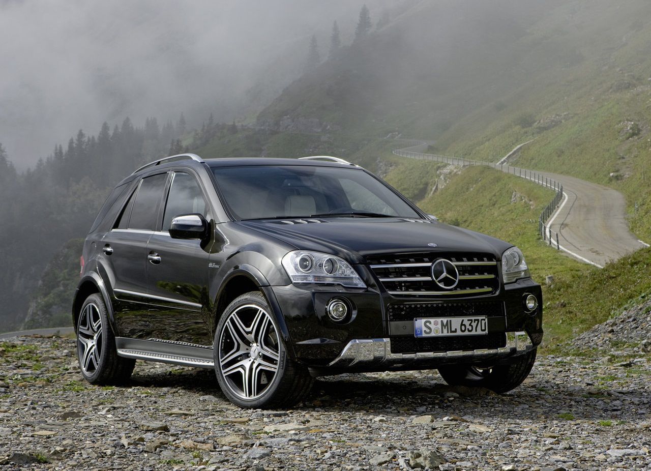 Mercedes-Benz ML63 AMG