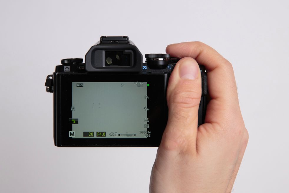 Olympus OM-D E-M10 - dopracowany, rozsądny i piękny  [test] 20