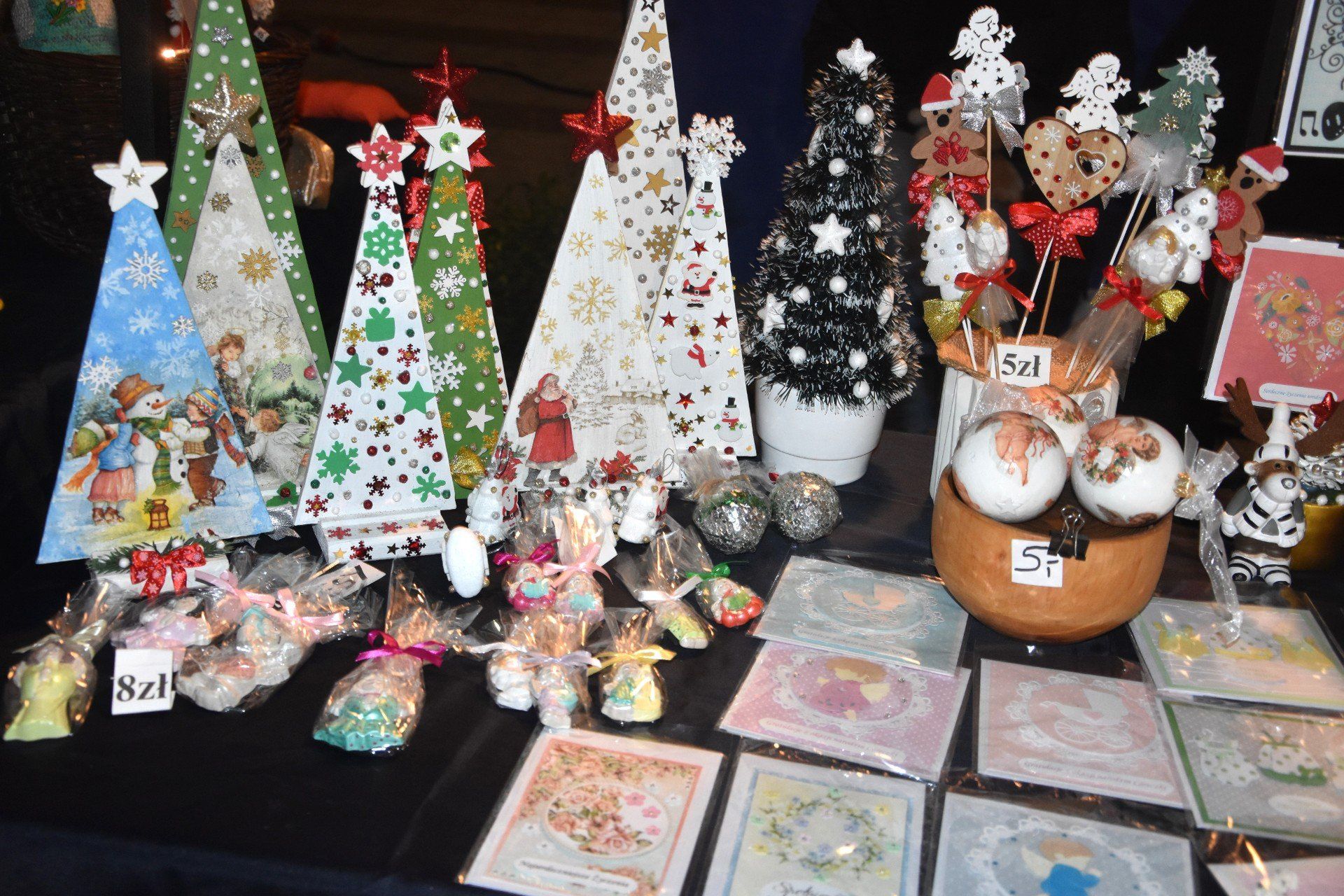 6 grudnia wybrać się można na plac Jana Pawła II na &#34;Jarmark Świąteczny&#34;. Impreza rozpocznie się o godz. 14 i potrwa do godz. 19