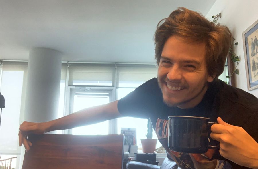 Dylan Sprouse stanął w obronie kobiet