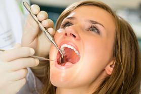 Nie badamy jamy ustnej - rośnie liczba nowotworów