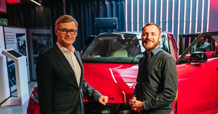 Nowe Range Rovery kosztują majątek i wyprzedają się w ciemno. Polski dyrektor marki mówi o szokującym debiucie