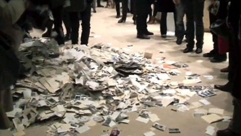 Happening przed Paris Photo 2009 1