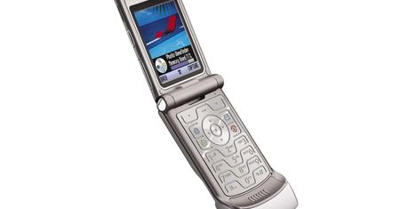 Kultowa Motorola RAZR ma powrócić w tym roku