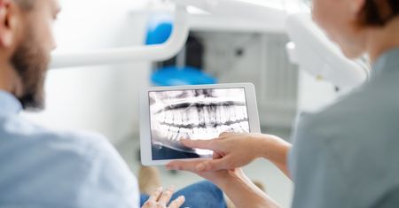 Choroba Takahary (akatalazja) - przyczyny, objawy, diagnostyka i leczenie